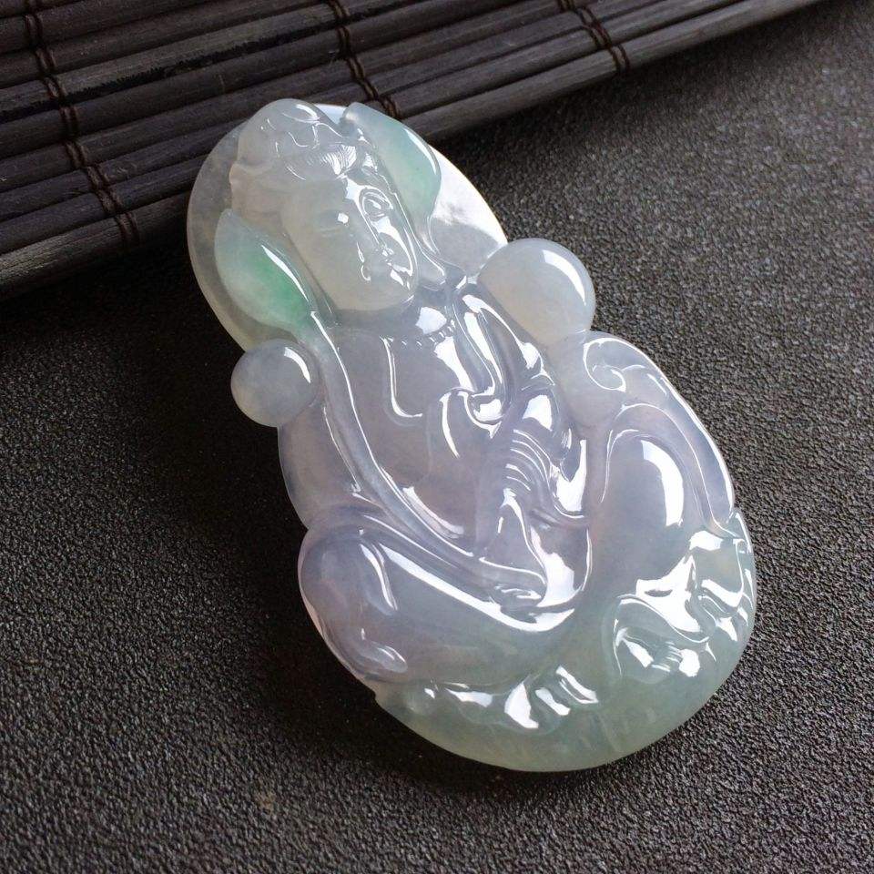 春帶彩翡翠鑒別分為哪幾個步驟 顏色是辨別真假