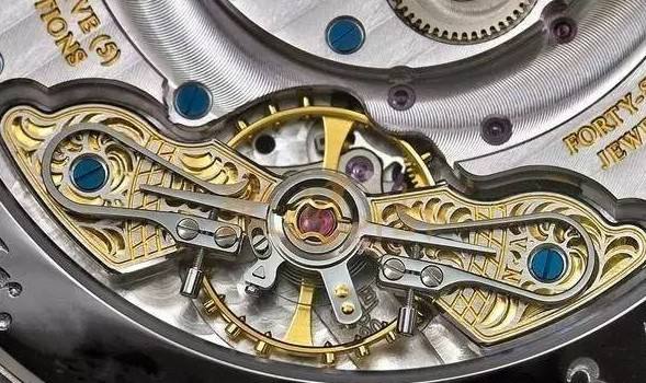 寶石軸承是什么 為什么手表機芯里面要鑲嵌紅寶