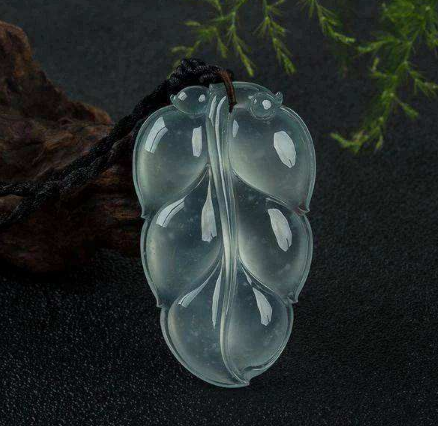 新手看翡翠怎么鑒別種水好壞 依據哪些方面去判