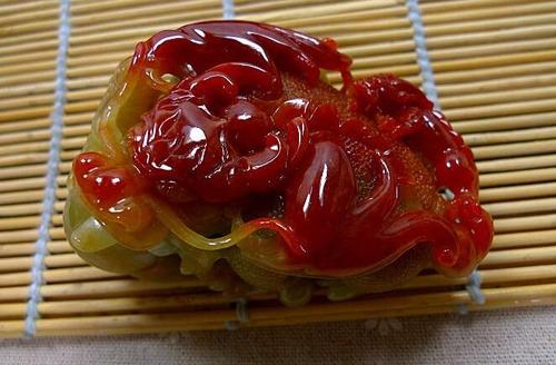 紅翡翠的真假鑒別方法有哪些 如何選購紅翡翠 紅翡翠的真假鑒別方法有哪些 如何選購紅翡翠