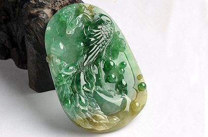 翡翠黃加綠的寓意太美好了 還不趕緊買一個收藏