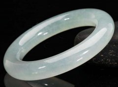 聽說玉髓是冰種翡翠的替代品?先看看冰種翡翠