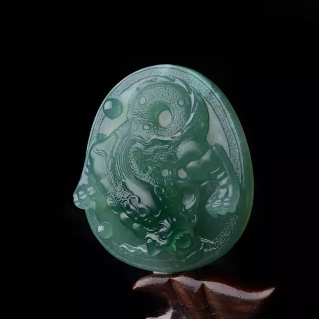 玉髓是什么？怎么鑒定玉髓【玉髓是什么東西】