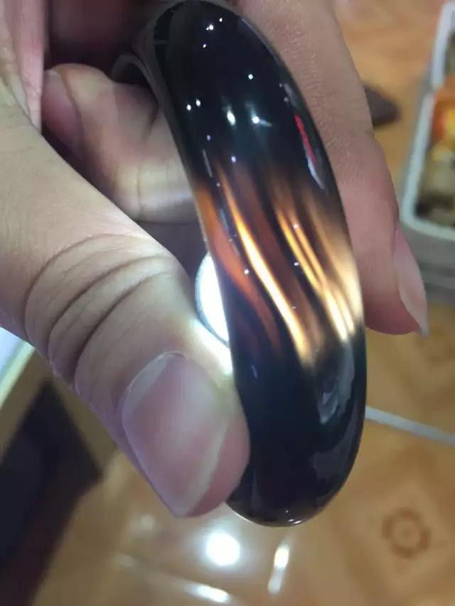 玉髓與瑪瑙的區別？【瑪瑙和玉髓的區別圖片】
