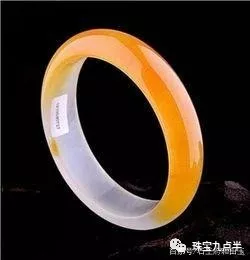 金絲玉手鐲適合什么人？金絲玉功效與作用