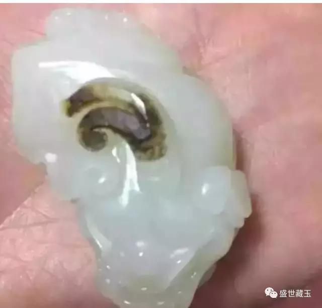 和田玉俏色值錢么?【什么是和田玉的俏色、巧色