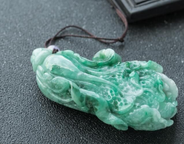 翡翠白菜的寓意好嗎？翡翠白菜有哪些寓意？
