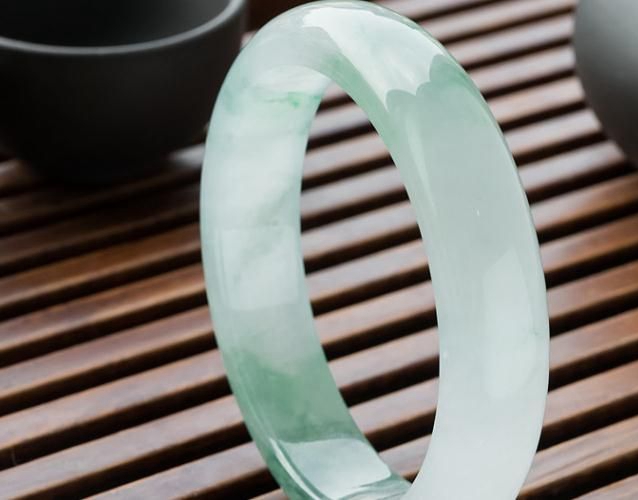 一般玉鐲的價格是多少?一般的玉鐲什么價位？
