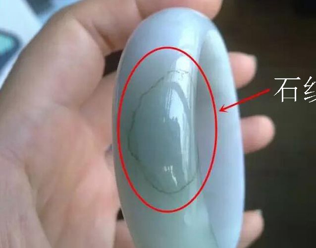 翡翠裂紋該如何分辨？翡翠裂紋和石紋的區別？