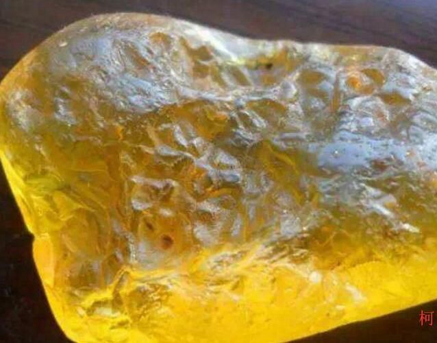 蜜蠟原石有假的嗎?蜜蠟原石的真假該如何鑒別？