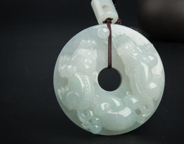 翡翠貔貅吊墜如何才能招財？怎么做才能加強貔
