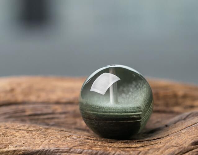 綠幽靈聚寶盆是什么？如何挑選綠幽靈聚寶盆？