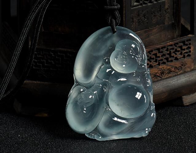 高冰翡翠-黃金首飾網 高冰翡翠貴不貴?高冰翡翠和冰種翡翠的區別