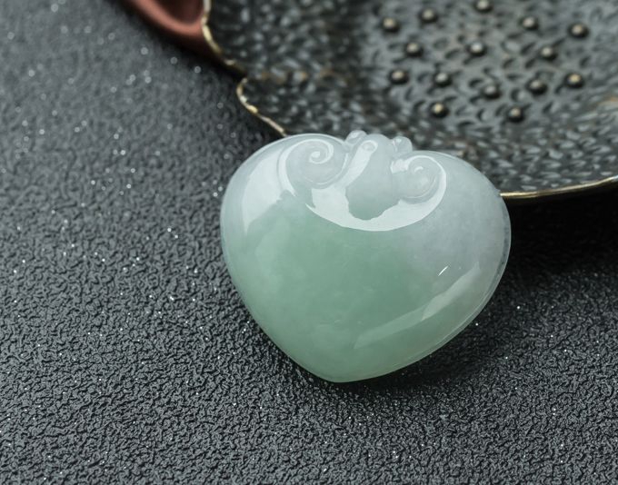 你了解過玉如意嗎？玉如意吊墜的寓意是什么?