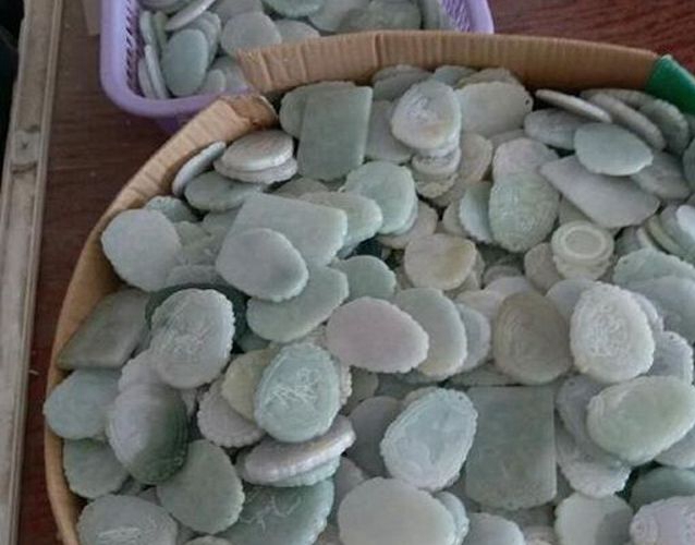 金鑲玉價格為何不貴？金鑲玉價格和什么因素有