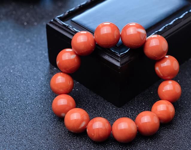 紅珊瑚手串多少錢？紅珊瑚手串價格和什么有關