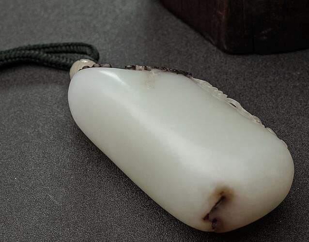 怎樣鑒別和田玉的品質好壞？什么樣的和田玉才