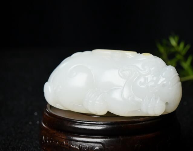 俄料和田玉的特點有哪些？俄料碧玉的優勢 -和田