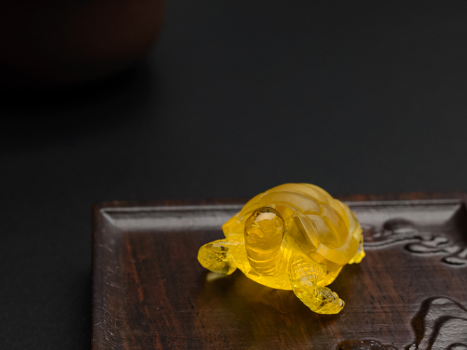金珀的功效與作用，如何保養金珀？ -蜜蠟琥珀