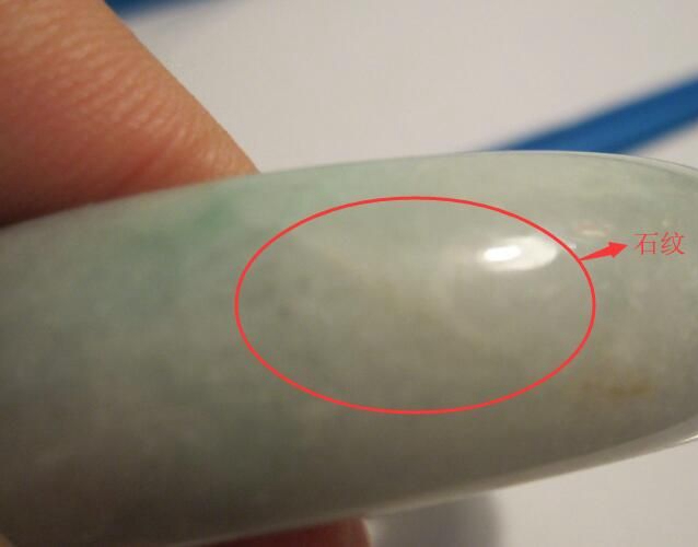 怎么樣辨別翡翠的石紋和裂紋？石紋和裂紋有何