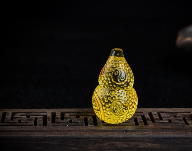 琥珀的功效與作用禁忌，琥珀有哪些好處？ -蜜蠟