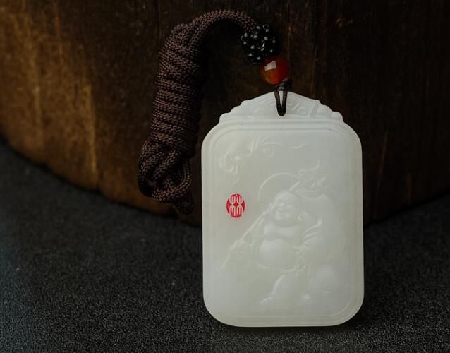 新疆羊脂玉究竟為何受歡迎？ -和田玉