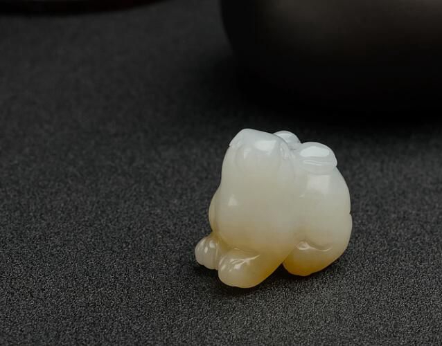 新疆羊脂玉究竟為何受歡迎？ -和田玉
