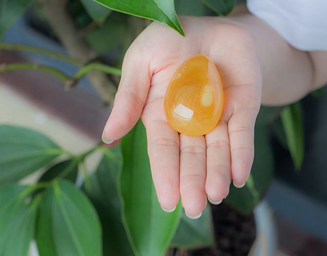 蜜蠟的重量很輕嗎？蜜蠟怎么那么輕？ -蜜蠟琥珀