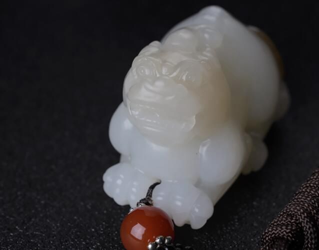 和田玉到底需不需要保養？和田玉的保養該怎么