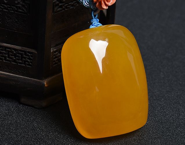 蜜蠟什么樣的成色最好？蜜蠟顏色分類 -蜜蠟琥珀