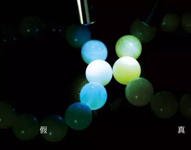 琥珀和塑料的鑒別方法有哪些？怎么辨別琥珀的