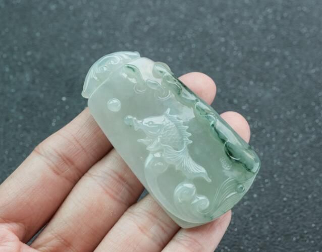 玉雕中如魚得水的意思是什么？如魚得水翡翠雕