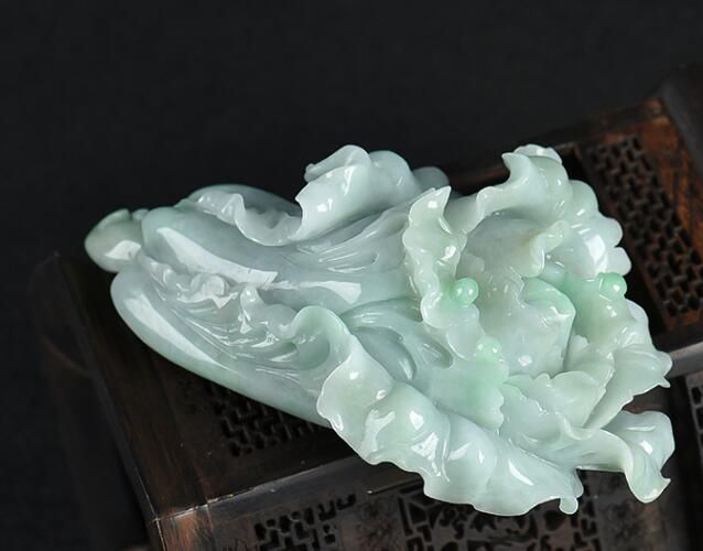 翡翠白菜為什么受歡迎？翡翠白菜的價值何在？