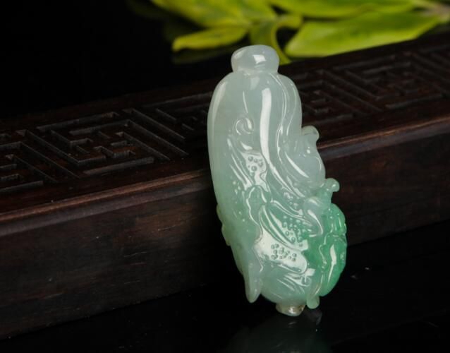 翡翠白菜為什么受歡迎？翡翠白菜的價值何在？
