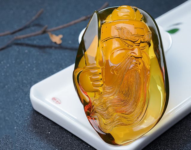 天然琥珀多少錢一克？琥珀的價格趨勢 -蜜蠟琥珀