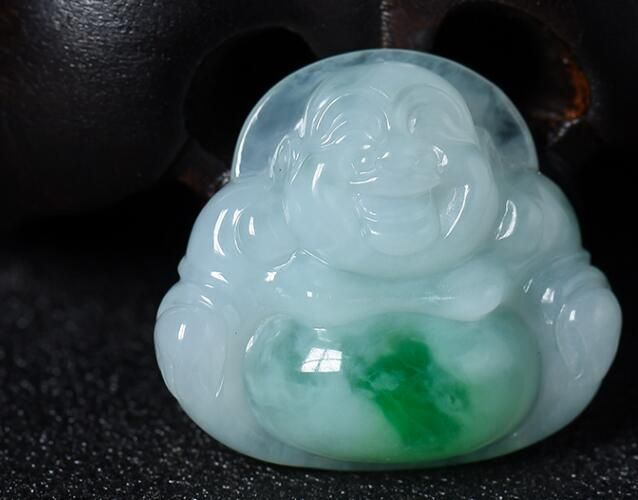 白底青是什么? 翡翠白底飄綠到底值不值錢? -翡翠