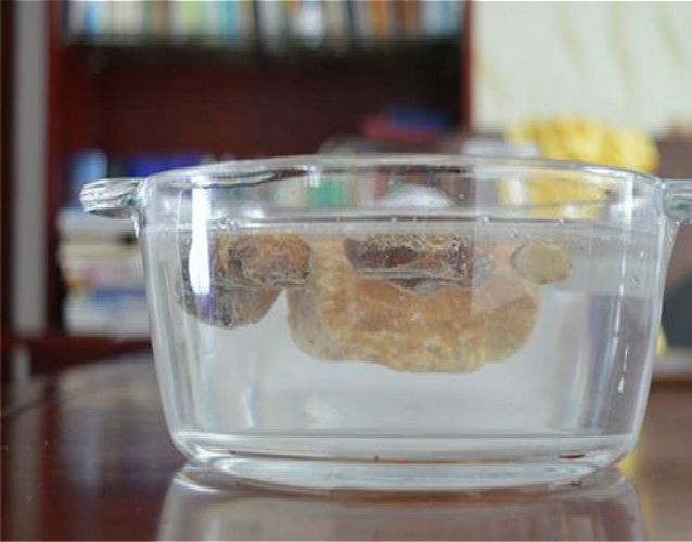 琥珀鑒別方法介紹，怎么鑒別天然琥珀？ -蜜蠟琥