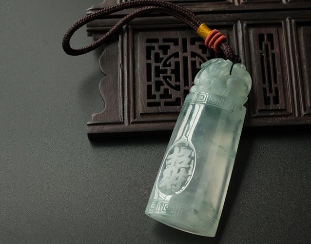翡翠玉貔貅寓意是什么？帶貔貅的講究和忌諱