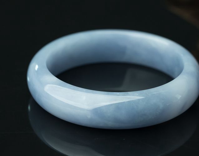 紫羅蘭手鐲怎樣才算好？紫羅蘭手鐲的挑選 -翡翠