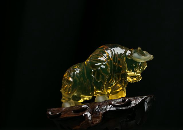 蜜蠟是琥珀嗎？琥珀與蜜蠟的區別 -蜜蠟琥珀