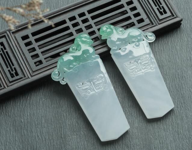 自己怎么鑒定翡翠真假？鑒定翡翠真假小妙招