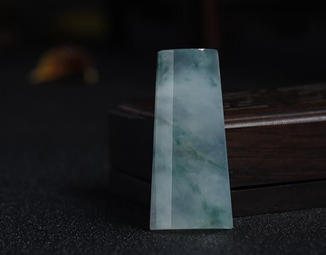 翡翠估價難嗎？為何許多行業都不愿意給人估價