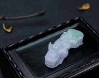春帶彩翡翠為何受歡迎？什么樣的春帶彩翡翠才