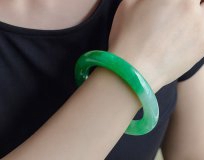怎樣養翡翠手鐲？翡翠手鐲的保養方法 -翡翠