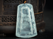 a貨翡翠吊墜一般多少錢？翡翠吊墜貴嗎？ -翡翠