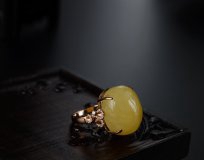 要想蜜蠟首飾更漂亮，這幾個蜜蠟保養訣竅你一