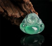翡翠等級劃分：色差一等，價差十倍！ -翡翠