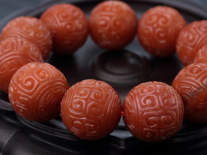 南紅瑪瑙價格多少一克？南紅瑪瑙貴嗎？ -和田玉