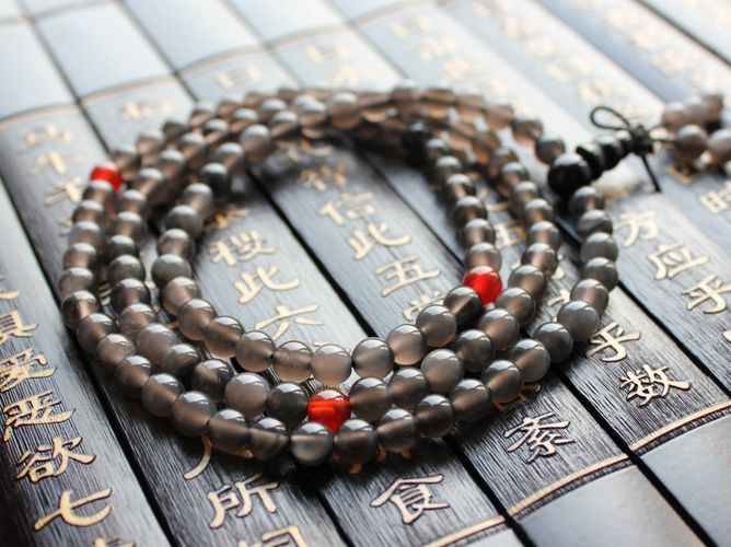 冰種黑曜石是什么？有什么特點？