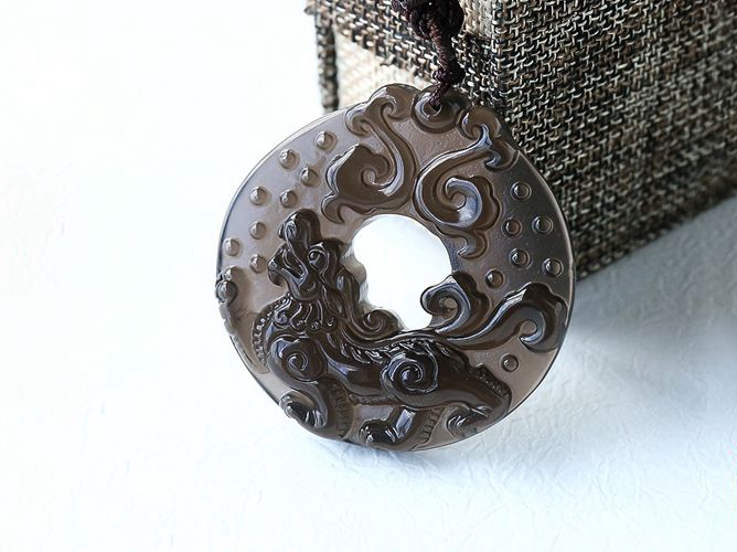 冰種黑曜石是什么？有什么特點？